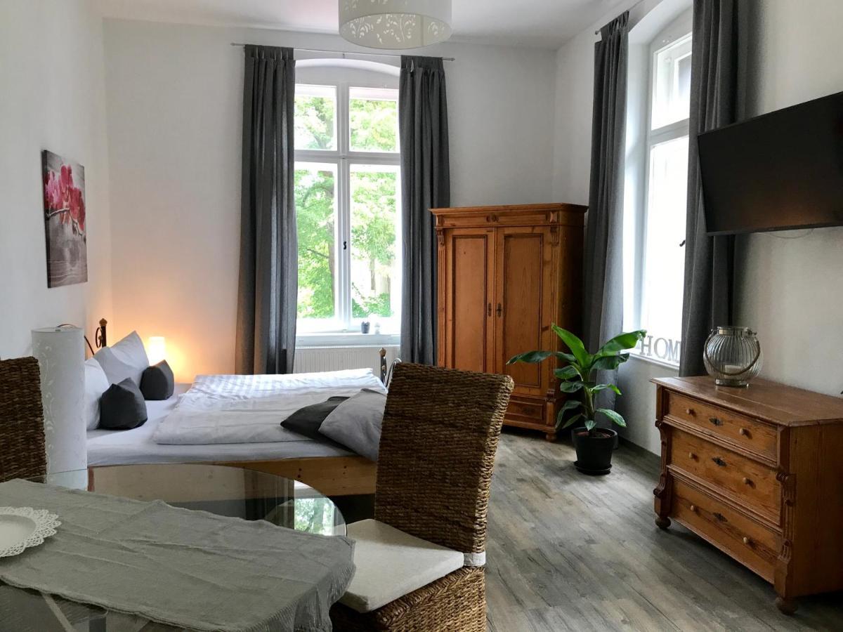 Dein Gutshof Hotel & Ferienwohnungen Görlitz Oda fotoğraf