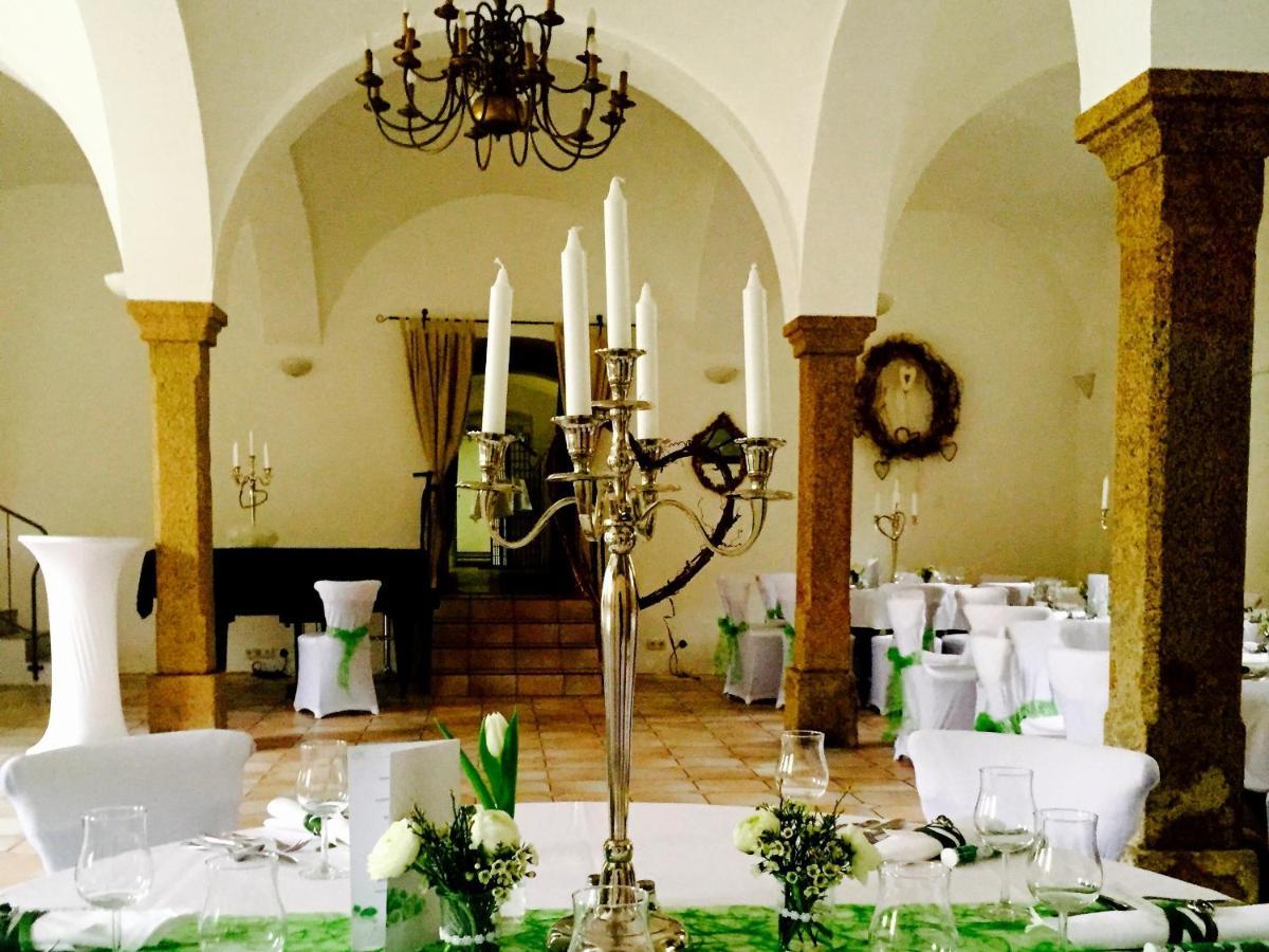 Dein Gutshof Hotel & Ferienwohnungen Görlitz Dış mekan fotoğraf