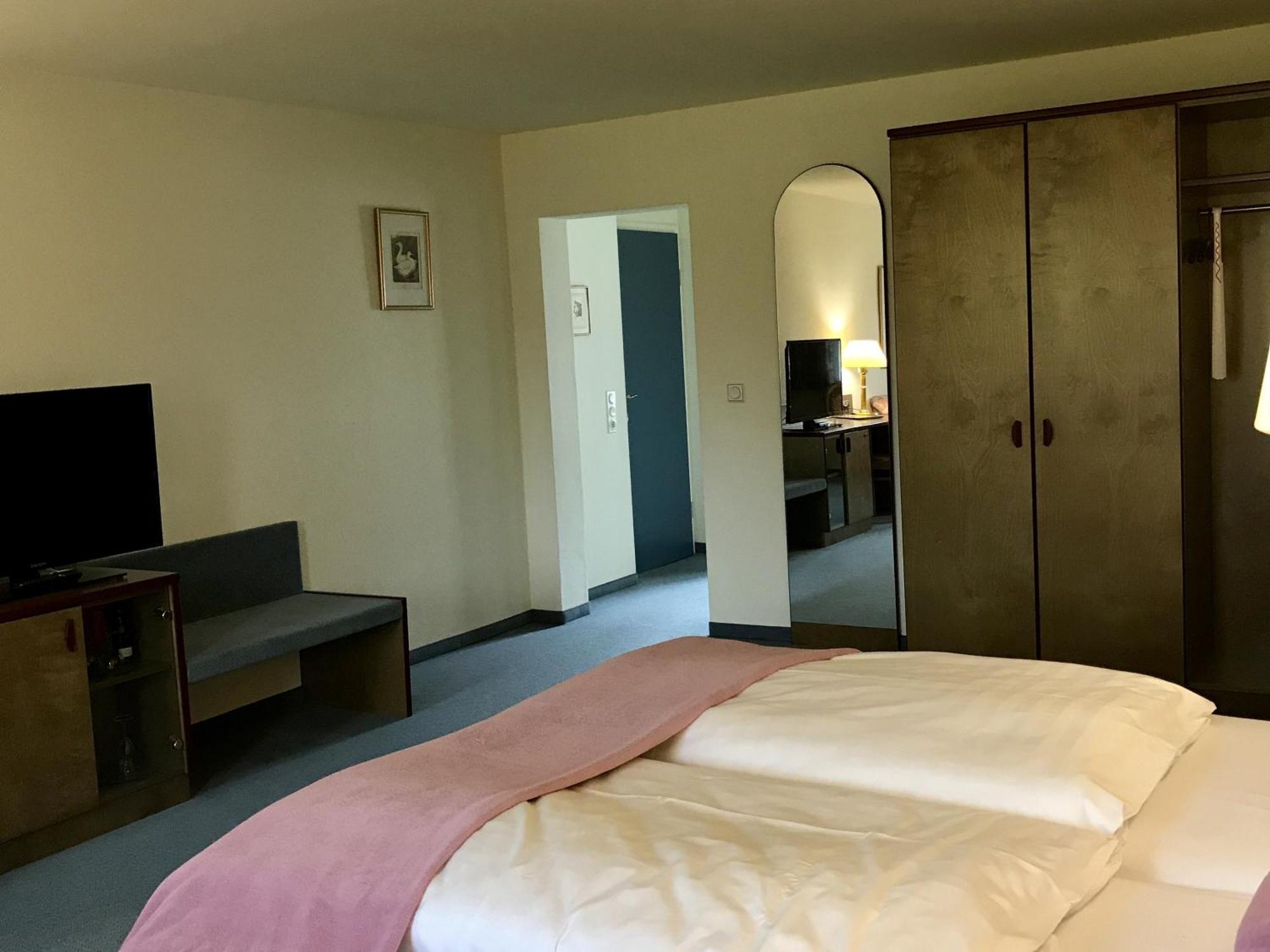 Dein Gutshof Hotel & Ferienwohnungen Görlitz Oda fotoğraf